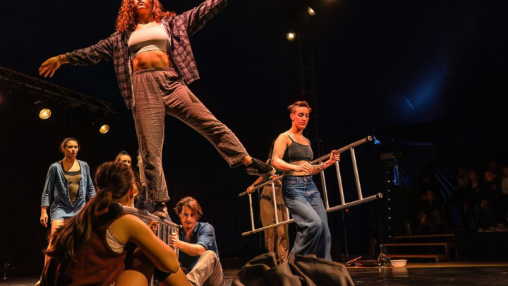 Accademia Cirko Vertigo. Quello Che Rimane Nell'aria
