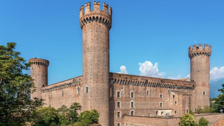 ESPERIENZA AL CASTELLO MEDIEVALE DELLE ROSSE TORRI  