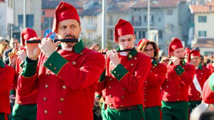 Suonatori di piffero del Carnevale di Ivrea