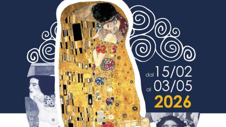 Particolare della locandina della mostra Composizione grafica con fotografie di dipinti di Klimt fra cui "Il bacio", date della mostra