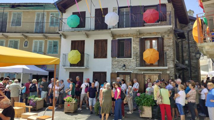 La piazza di Chiaves