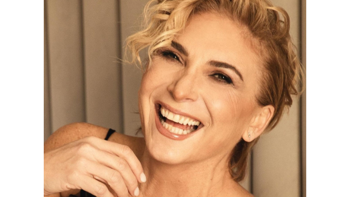 Basta Un Filo Di Rossetto