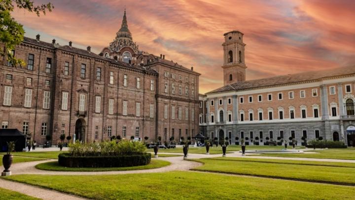 VENDEMMIA REALE AI MUSEI REALI + POPULOUS